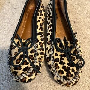 Minnetonka leopard print moccasins